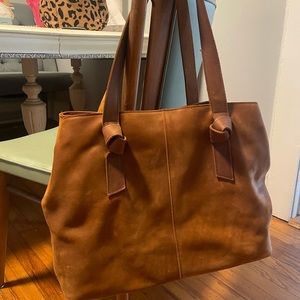 Rachel utility bag from Able. Real leather.